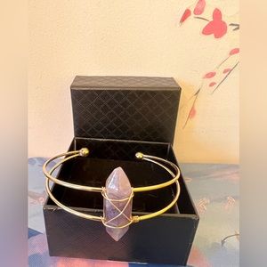 1pc Natural Healing Gemstone Column on Adjustable Gold Colour Bracelet in Box